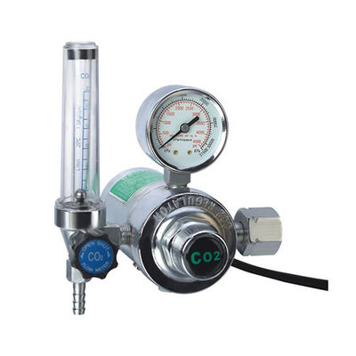 最大入口圧 4000 Psi 高流量精度 医療用酸素シリンダー調節器 CGA540