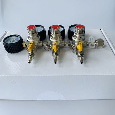 オーダーメイドの出口ナッツスクリュー CO2/ビールの圧縮器