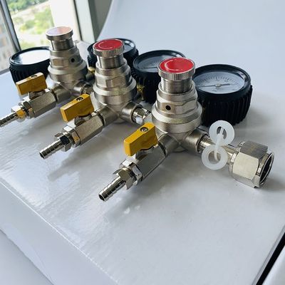 トップページ 醸造 ビール CO2 圧縮安全バルブ付き上部ダブルゲージ調節器
