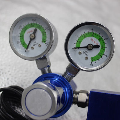 グリーンガスの減速器 二段階CO2調節器 水族館魚タンクのための電磁弁