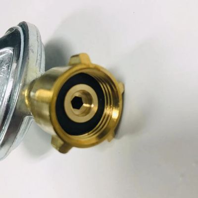フランスとインドネシア市場向け8mm/10mm/11mm出口ガスタンク圧力調節器
