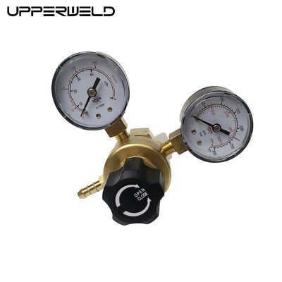 UPPERWELD プロフェッショナル・ウェルディング用のために設計された二段階酸素調節器