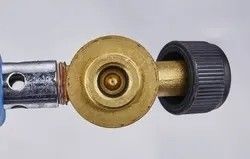 庭の雑草対策と除氷のための強力なUP109ガスプロパンタッチ