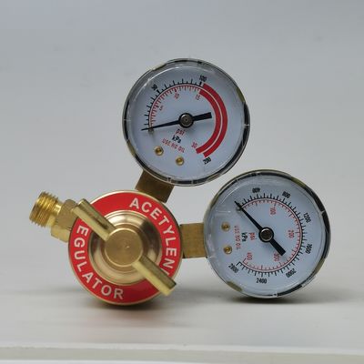 ブラスバーボディ素材と調整可能な圧力付きのダブルヘッド圧力調節器